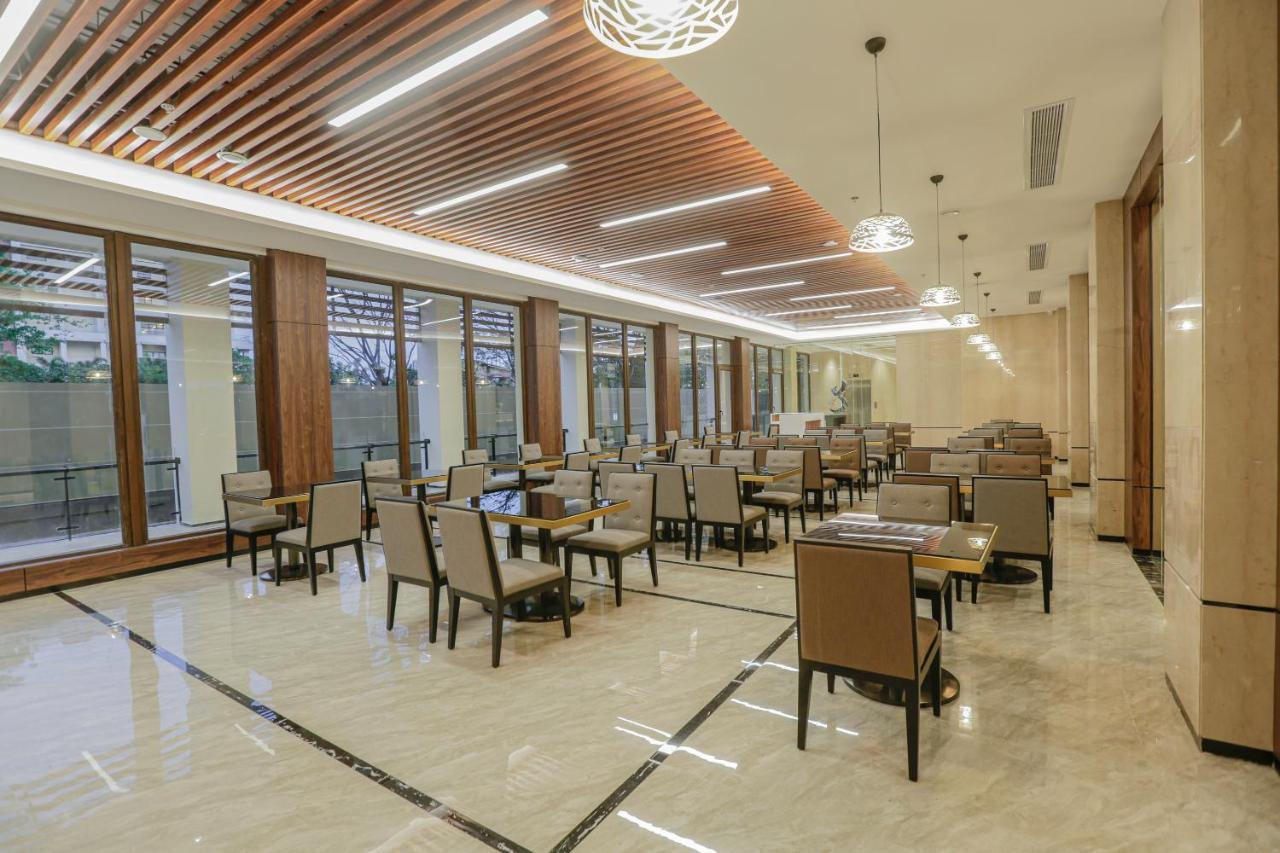 Hotel Casiana & Events Center Tagaytay Managed By Hii Tagaytay City ภายนอก รูปภาพ